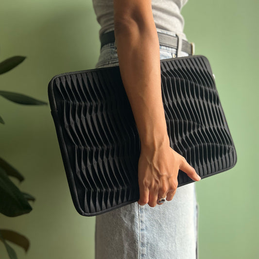 Onyx Wave Laptop Sleeve