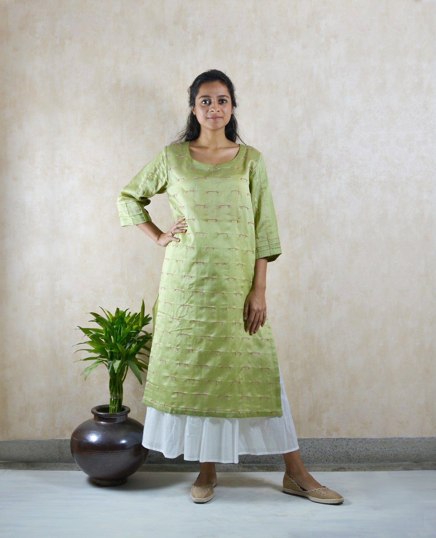 Kacchi Kairi Kurta