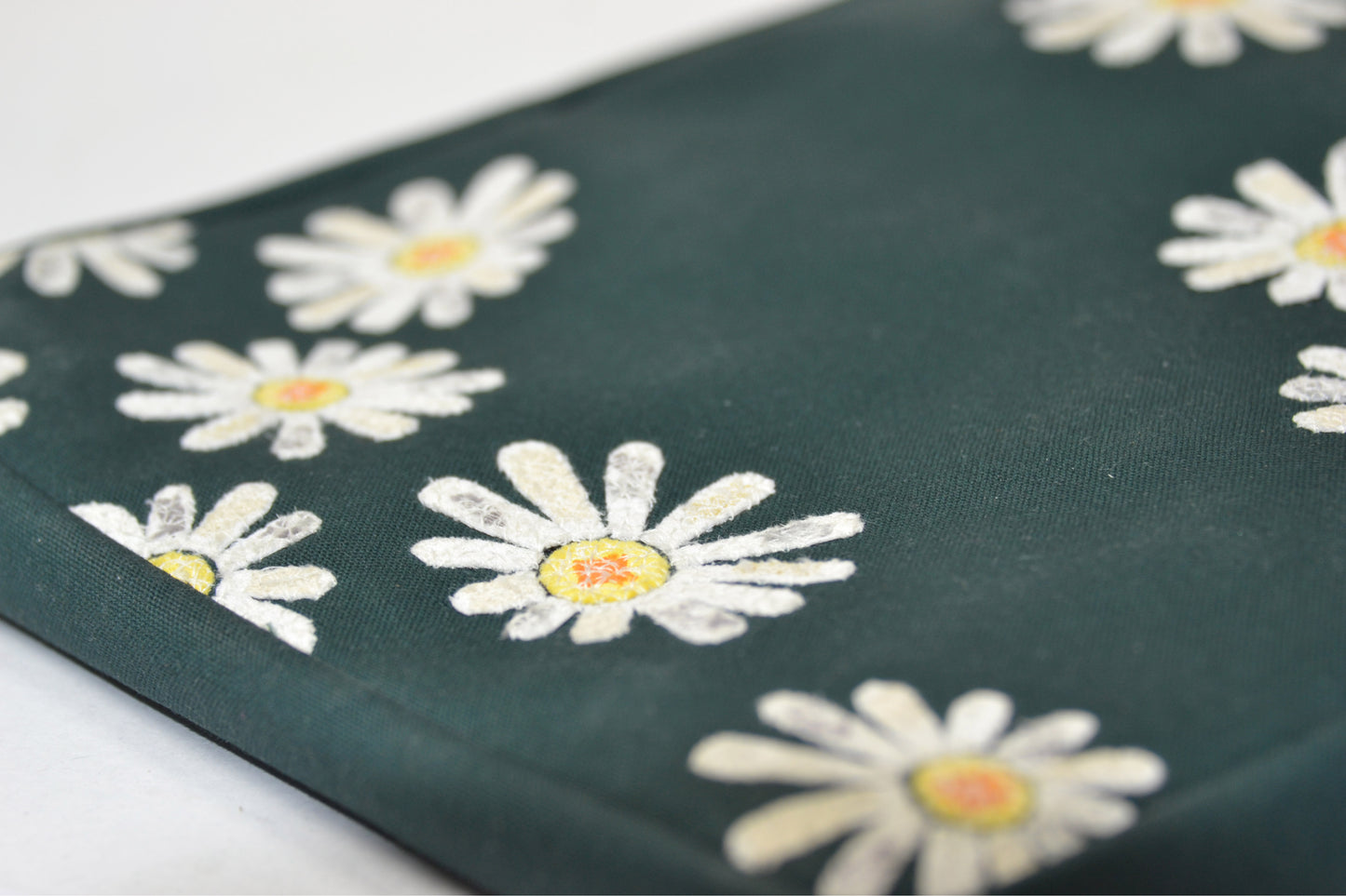 Verde Lazy Daisy Tablet Sleeve