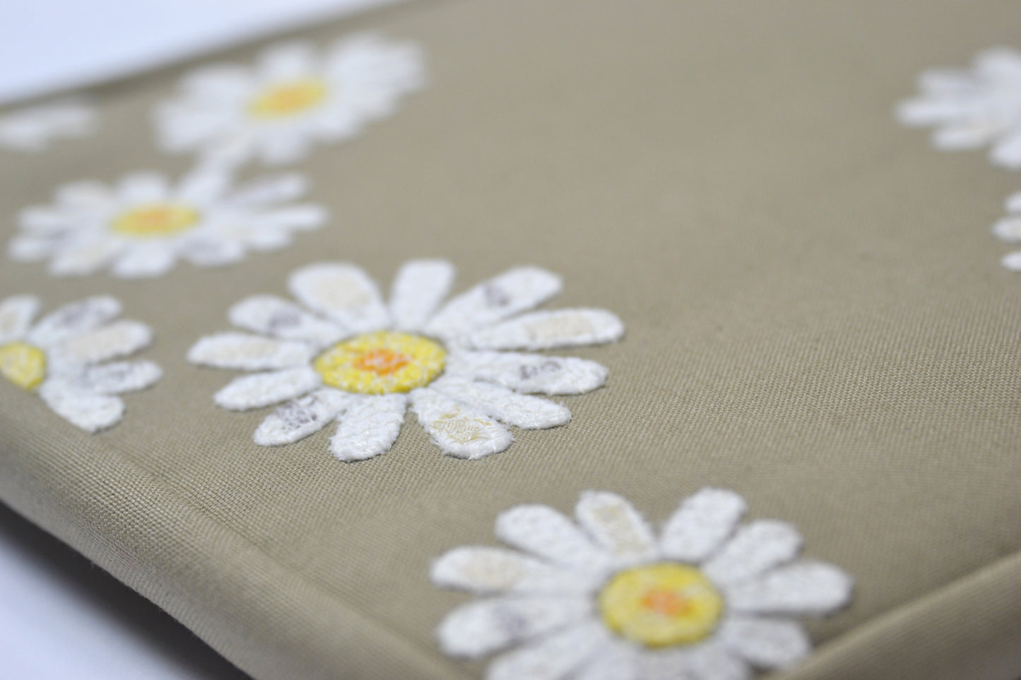 Sandy Lazy Daisy Tablet Sleeve