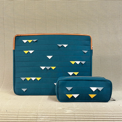 Verde Cats Tooth Laptop Sleeve
