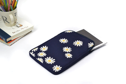 Lapiz Lazy Daisy Tablet Sleeve