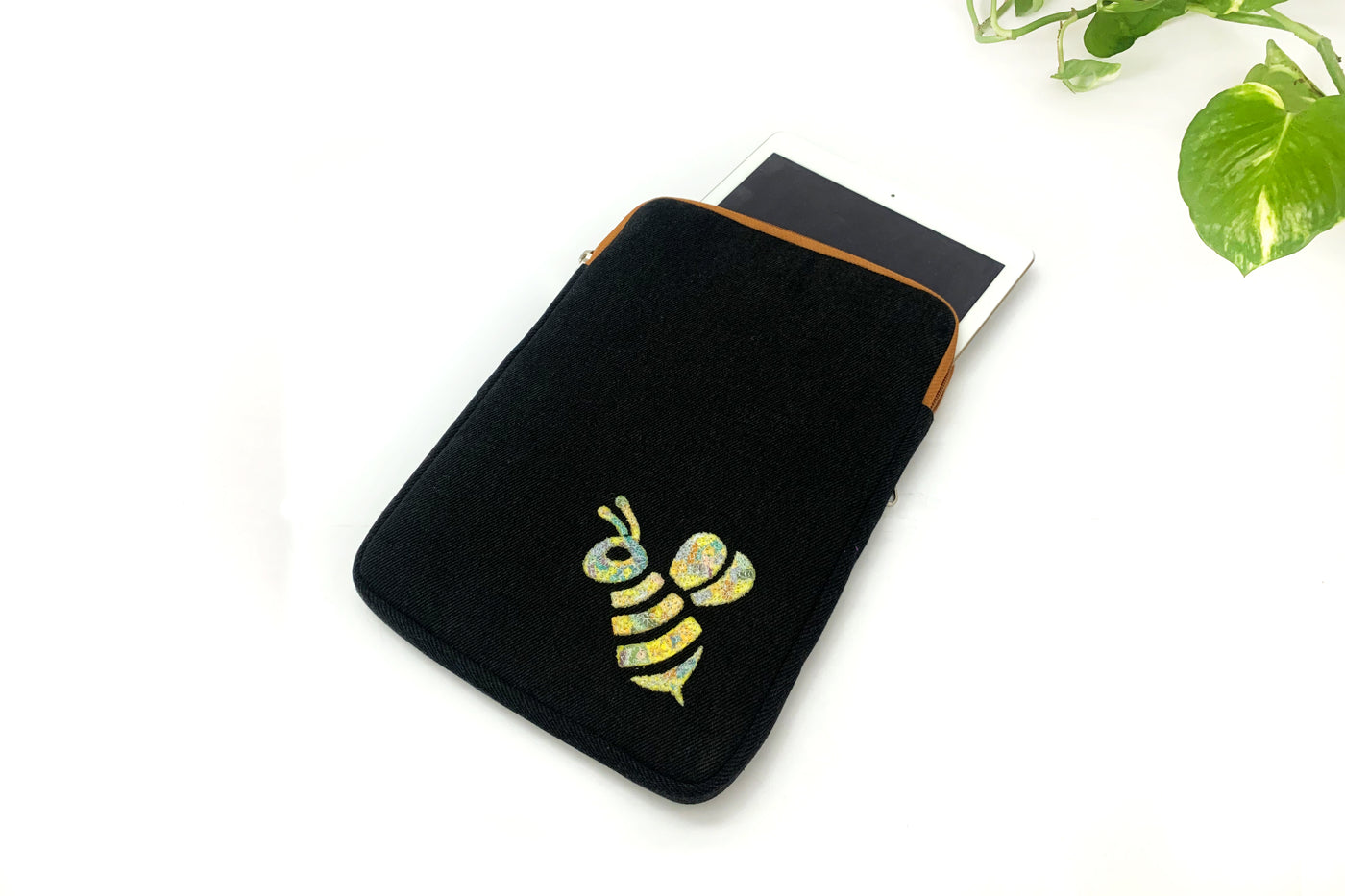 The Honey Bee Tablet Sleeve